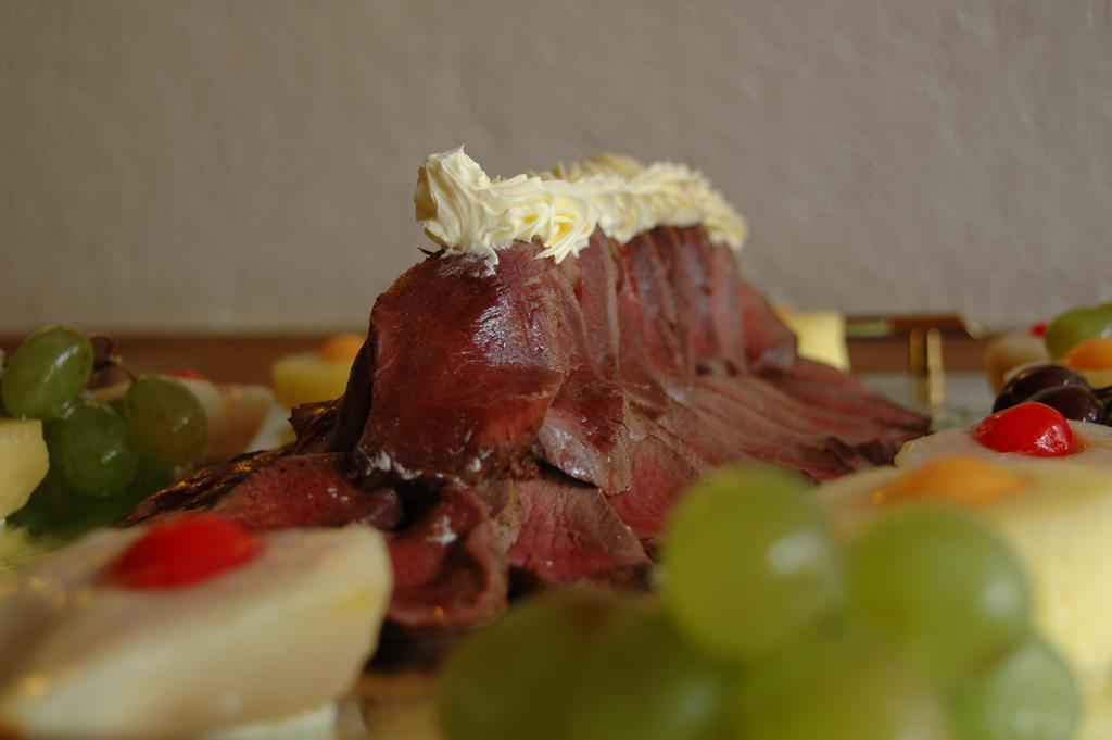 Poschiavo Suisse Hotel & Traditional Fondue Stube Exterior photo
